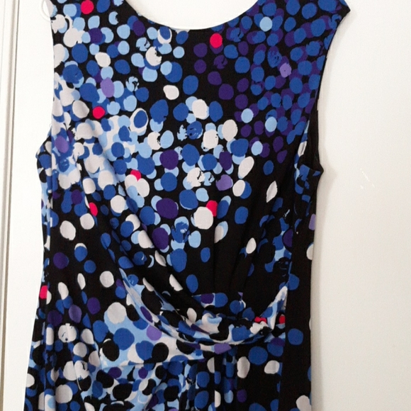 Anne Klein Dresses & Skirts - Anne Klein Pretty Multicolor Sleeveless Dress